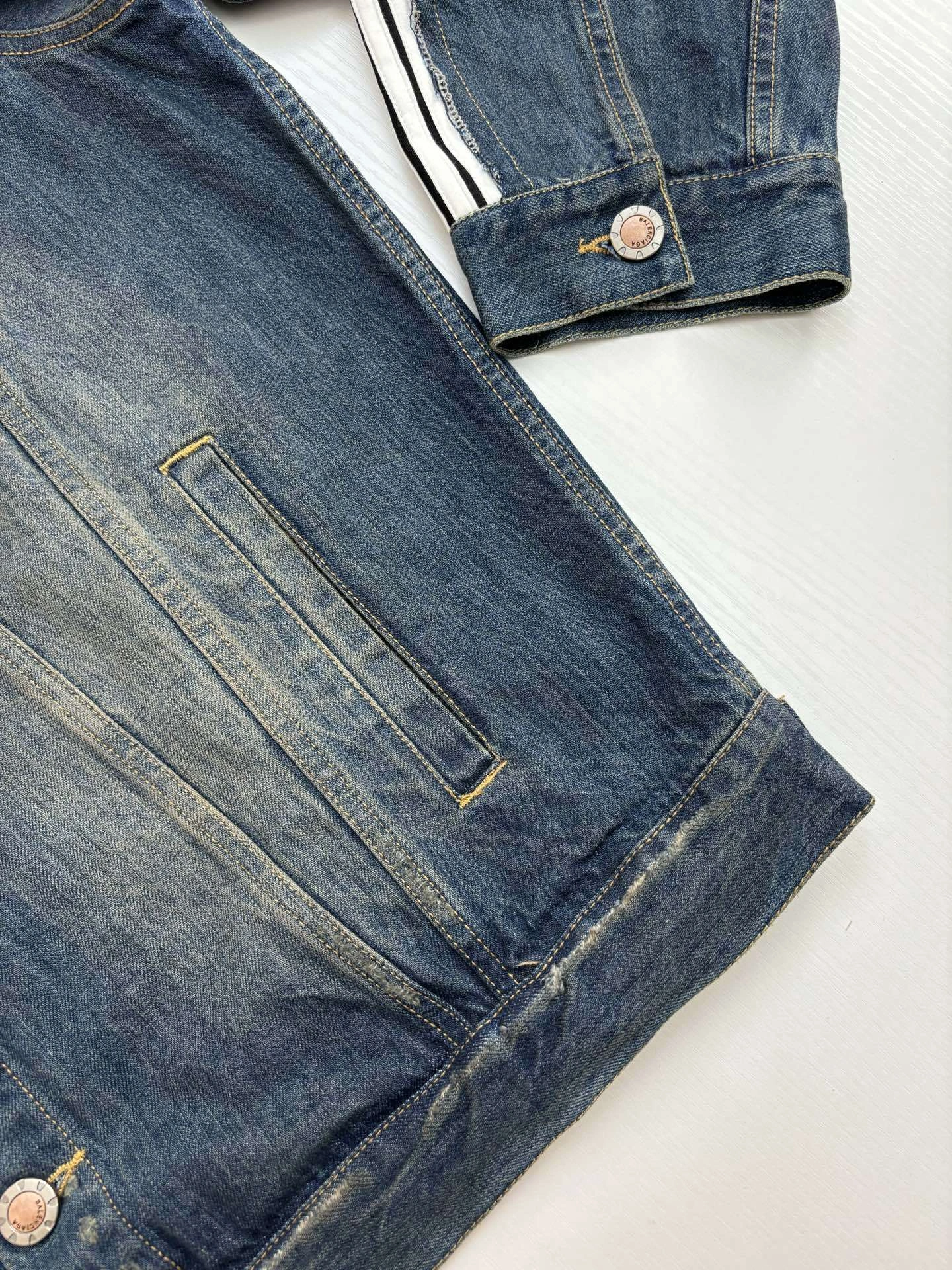 wg.luxury- 218593i16 item:E-F431G1498H